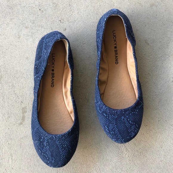 Lucky Brand Shoes - Lucky Brand Blue Snakeskin Pattern Flats Size 7.5
